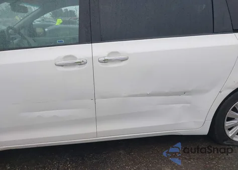 2011 Toyota Sienna Xle/Limited from USA, damaged, VIN 5TDYK3DC8BS133124